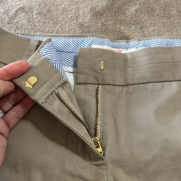 J Crew Woman’s 100% Cotton Chino Broken in Shorts - Picture 9 of 9